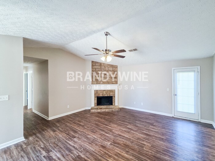 Building Photo - 630 Morrow Rd