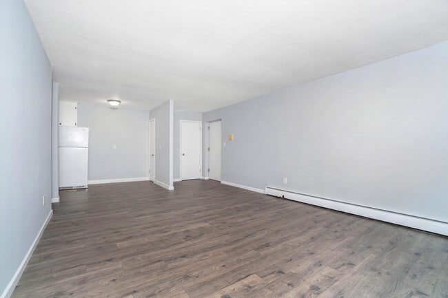 Building Photo - 503 Emmett St