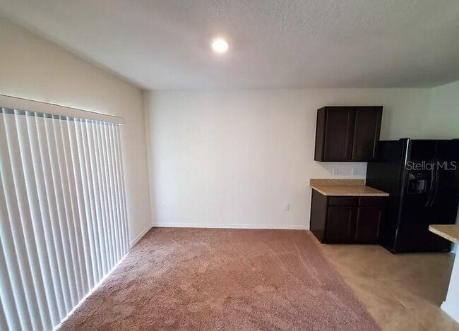 Building Photo - 930 Summer Glen Dr