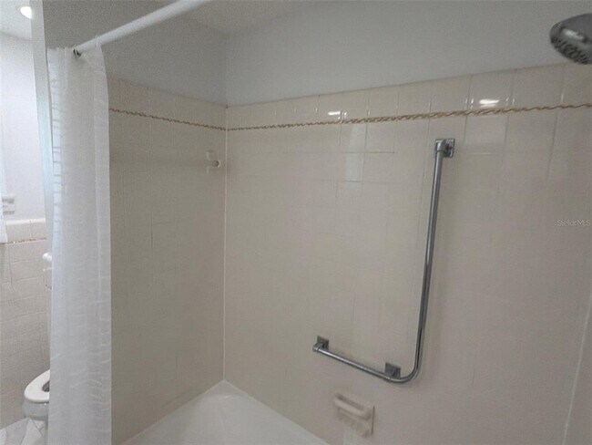 Building Photo - 561 Tarawitt Dr