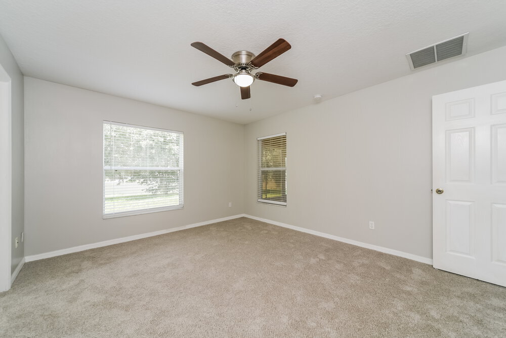 Building Photo - 926 Willow Run St