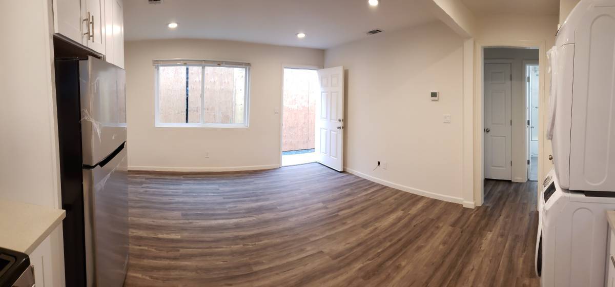 Building Photo - 1158 98th Ave