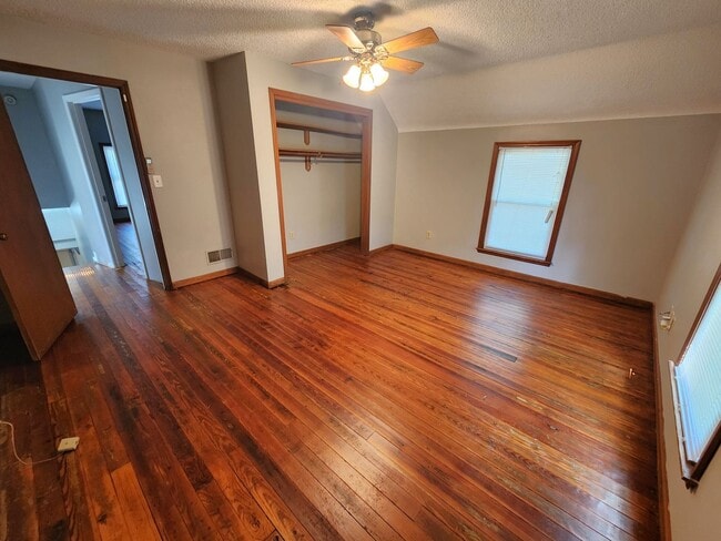 Building Photo - Nice home with oversized 2car gar with work bench and large shaded yard. Country-like setting