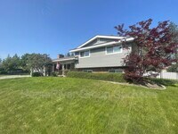 Building Photo - 3416 S Napa St