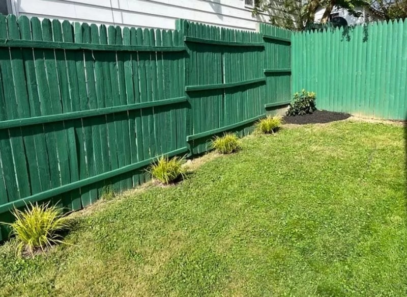 Building Photo - 288 S Walnut St