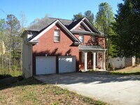 Building Photo - Home For The Holidays!!  Huge 4 Bedroom/3 Bath Home Available In Perfect Lithonia Location!!!