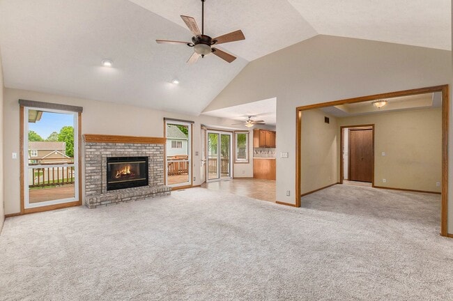 Building Photo - 4 Bed 3 Bath Ranch Style Home with Backyard Pond!