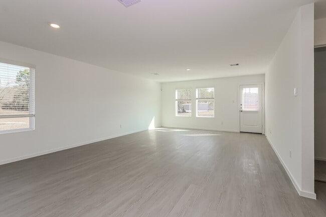 Building Photo - 12113 Kellsway Ct