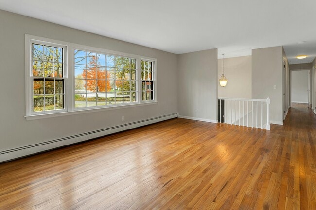 Building Photo - 64 Jelliff Mill Rd