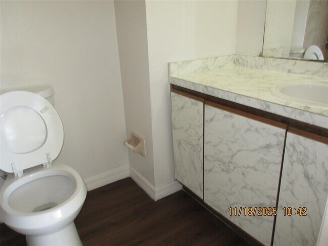 Building Photo - 291 Flower Ln