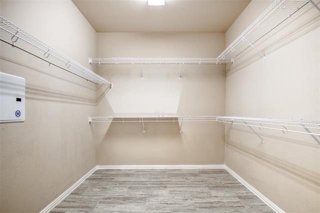 Building Photo - 707 Crestridge Cir