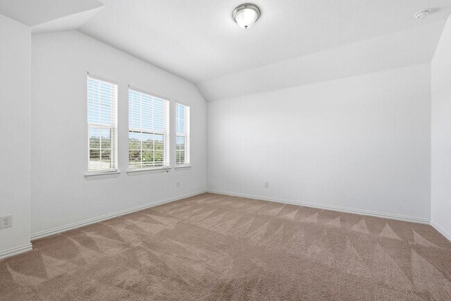 Building Photo - 1005 Ridge Runner Dr