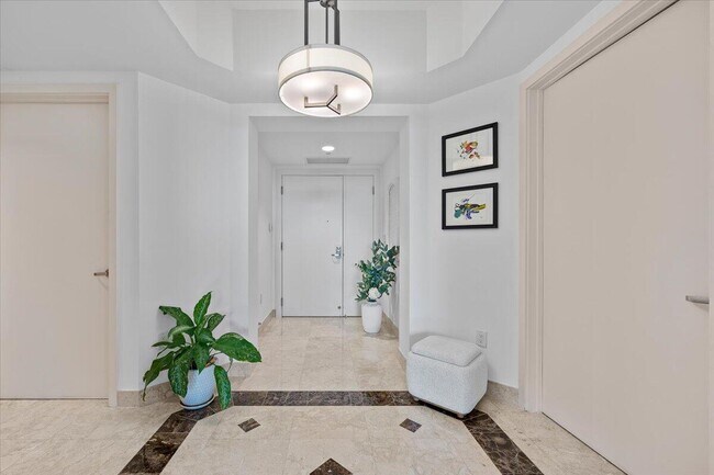 Building Photo - 3610 Gardens Pkwy