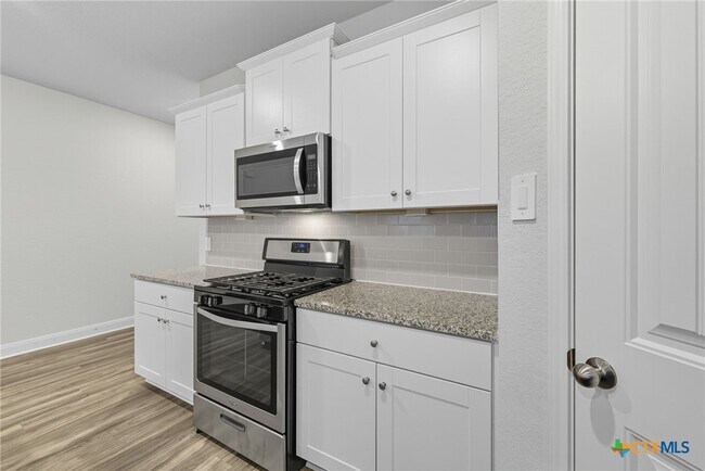 Building Photo - 1308 Parkwood