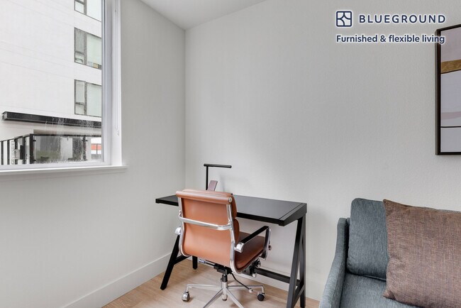 Building Photo - 1 Adrian Ct