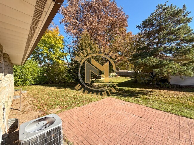 Building Photo - 2230 Mahon Ct