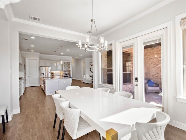 Building Photo - 2419 Portwood Way