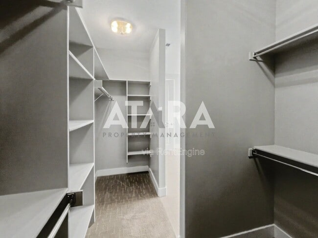 Building Photo - 9167 S Galette Ln