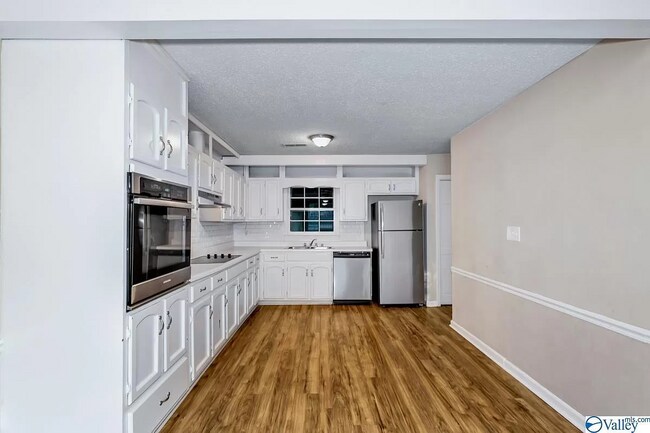 Building Photo - 13010 Coys Dr SE