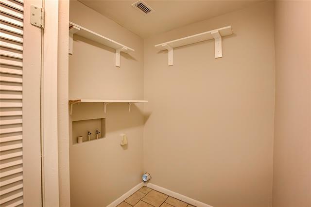 Building Photo - 620 Harrison Ln