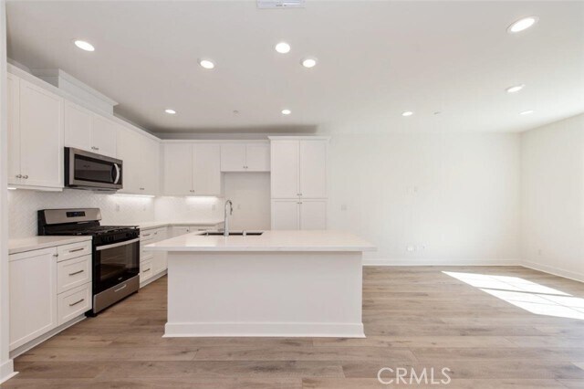 Building Photo - 4253 E Sage Paseo