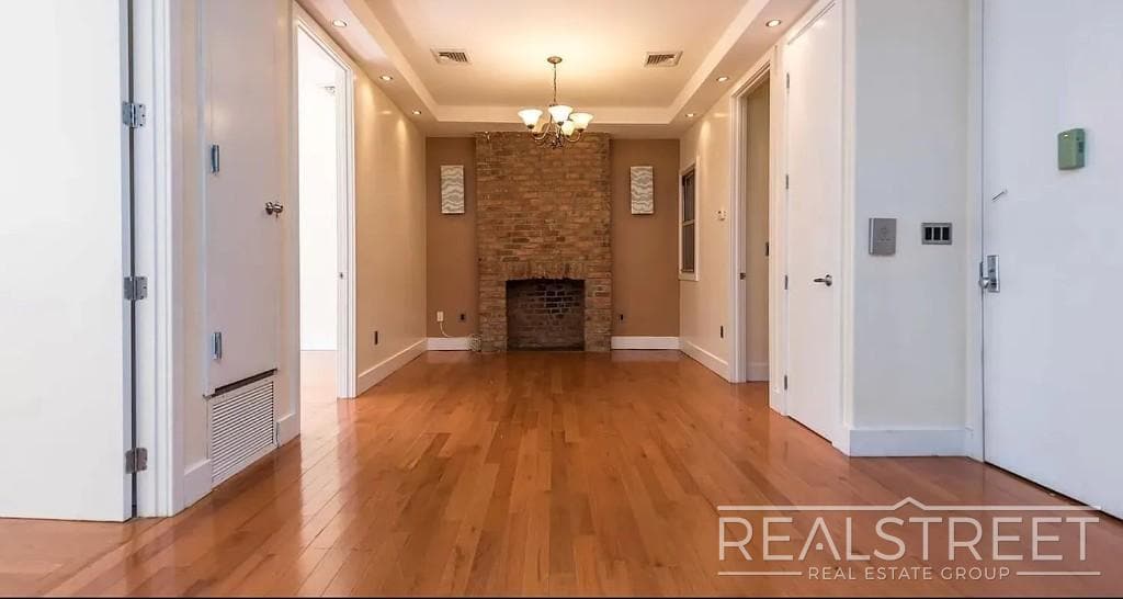 Building Photo - Havemeyer Street