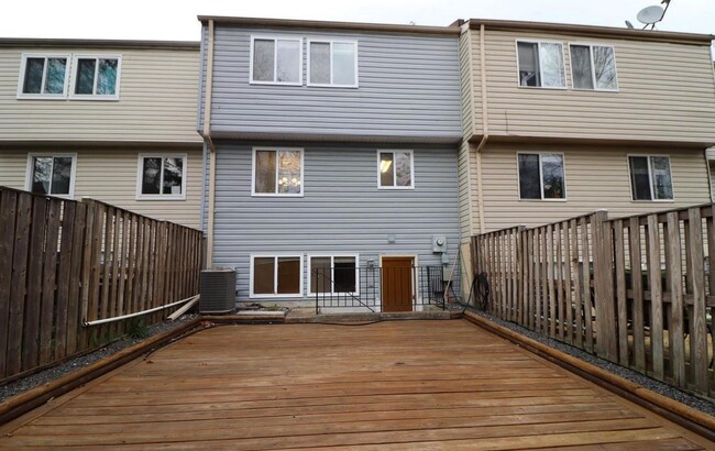 Building Photo - 14136 Honey Hill Ct