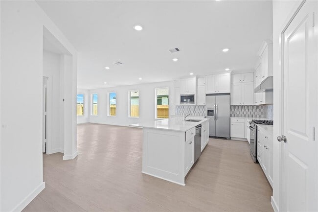 Building Photo - 16618 Golden Harvest Dr