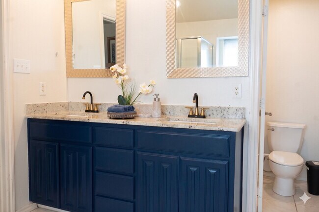 Building Photo - Executive 30+ Day Retreat Mins to AT&T Stadium – Ideal for Mid-Term Stays, Corporate Housing & Di...
