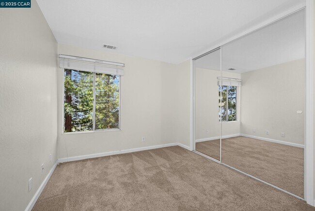 Building Photo - 5450 Concord Blvd