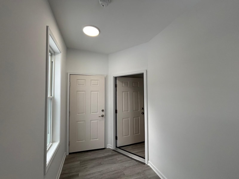 Building Photo - 1303 Buffalo St