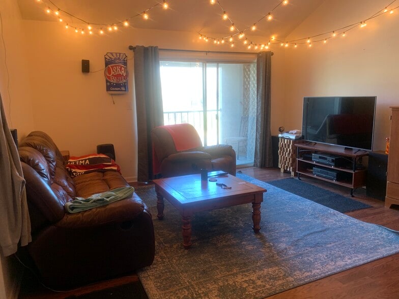 Building Photo - 601 N Gay St