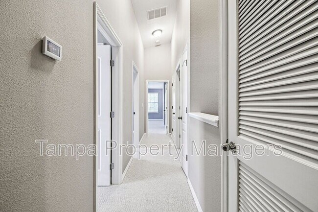 Building Photo - 5704 Kingletsound