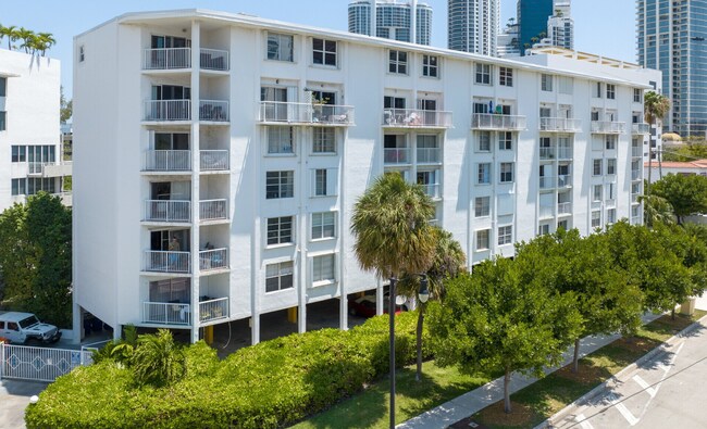 Building Photo - 17800 Atlantic Blvd