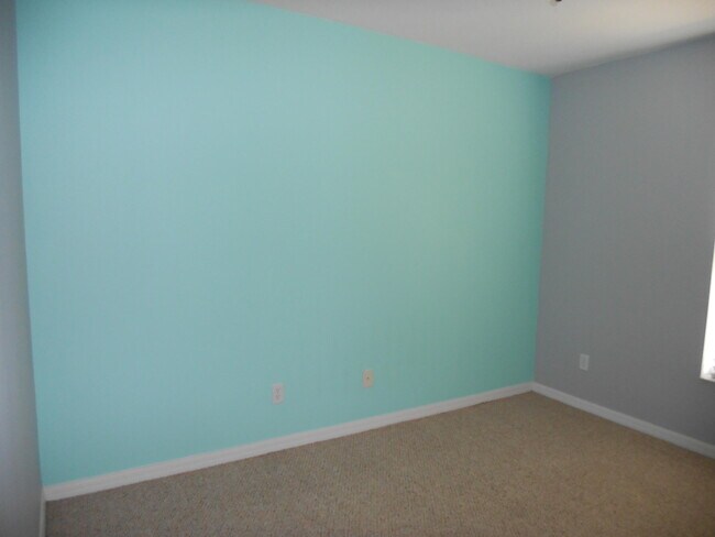 Building Photo - 5491 NW Dabney Ct