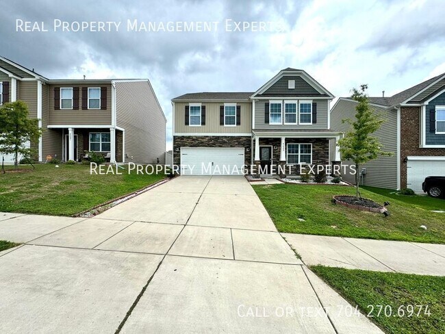 Building Photo - 4025 Lampasas Ln