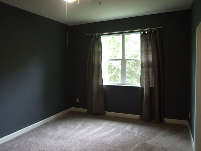 Building Photo - 9602 SW Purple Martin Way