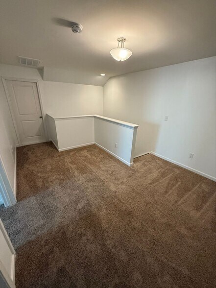 Building Photo - 5954 River Mdw Ct