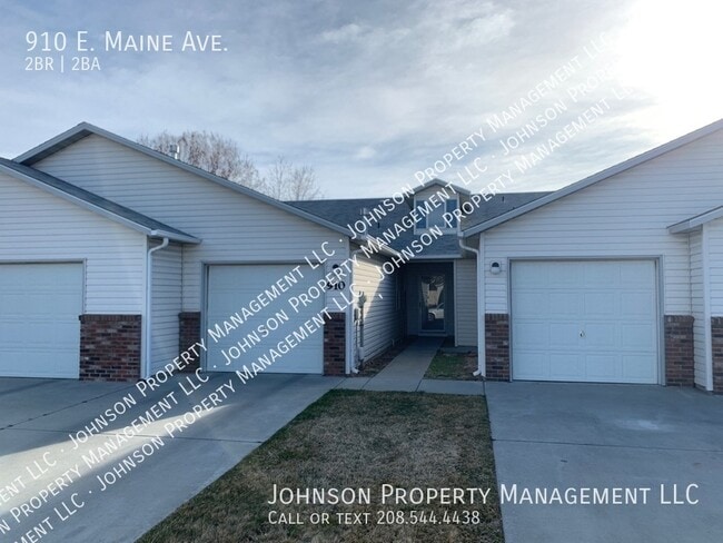 Building Photo - 910 E Maine Ave