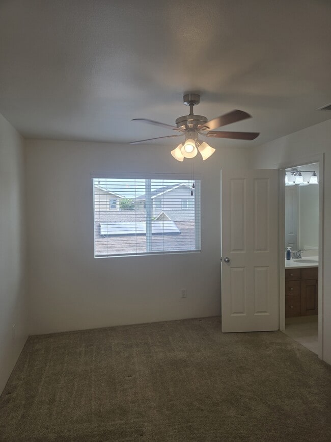 Building Photo - 91-2167-2167 Kaiwawalo St