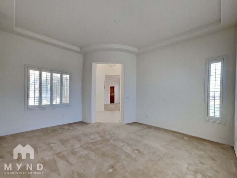 Building Photo - 9456 Bluff Ledge Ave