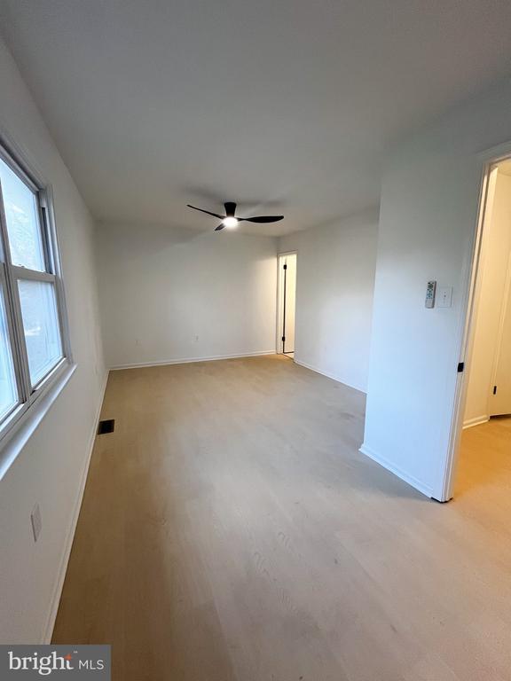 Building Photo - 719 Hunters Run