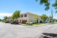 Building Photo - 4111 Plum Tree Ln