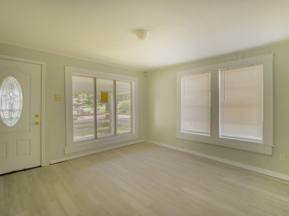 Building Photo - 4400 43rd St N