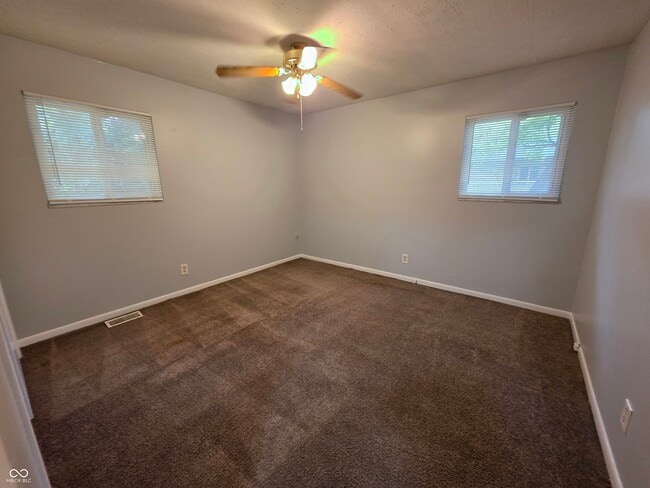 Building Photo - 1256 N Ridgeview Dr