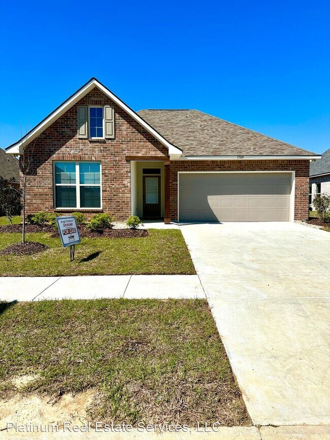 4 br, 2.5 bath House 17109 Shearwater Trace 17188 Shearwater Trace