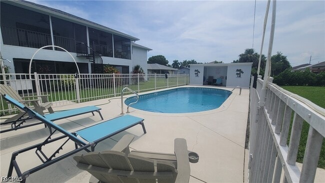 Building Photo - 1202 Cape Coral Pkwy W