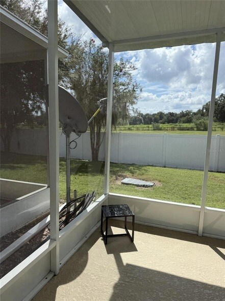 Building Photo - 4500 SW 52nd Cir