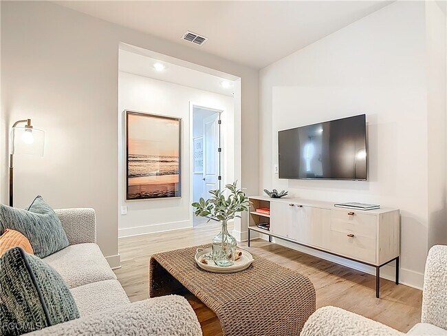 Building Photo - 8735 Catamaran Dr