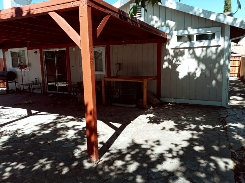 Building Photo - 6892 Cal Valley Way